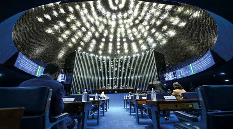 Congresso tem semana esvaziada por janela partidária e feriado