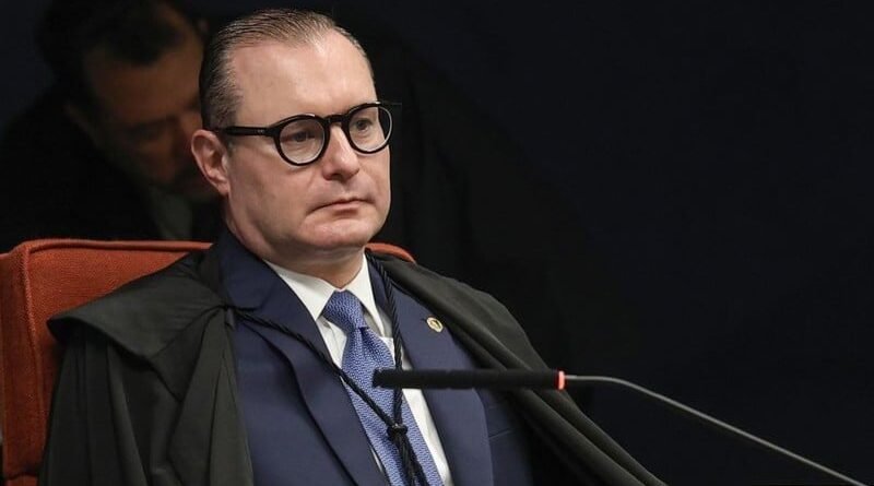 Cristiano Zanin é designado relator de processo referente à CPI do Master