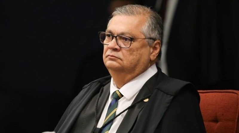 Dino ordena bloqueio de saques de emendas em dinheiro pelo Banco Central