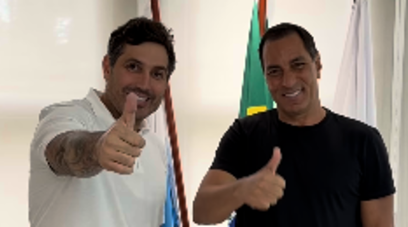 Edmundo, ex-jogador do Vasco, se filia ao PSDB no Rio de Janeiro