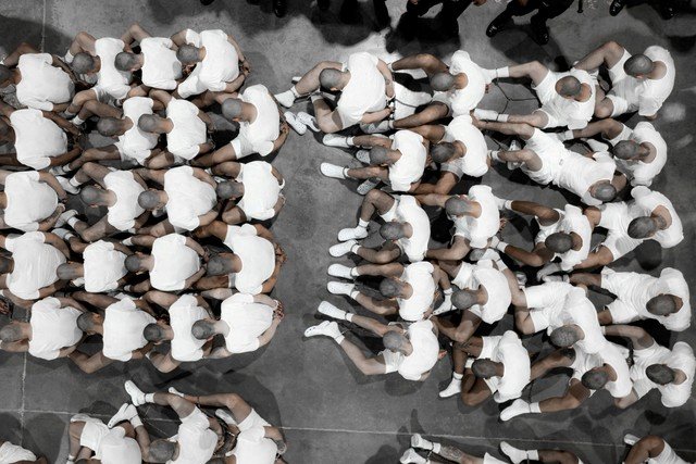 El Salvador: 500 presos mortos em batalha contra gangues em apenas quatro anos, revela ONG