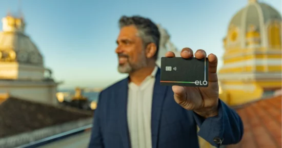 Elo compra tecnologia do Chatbank para integrar WhatsApp como canal bancário