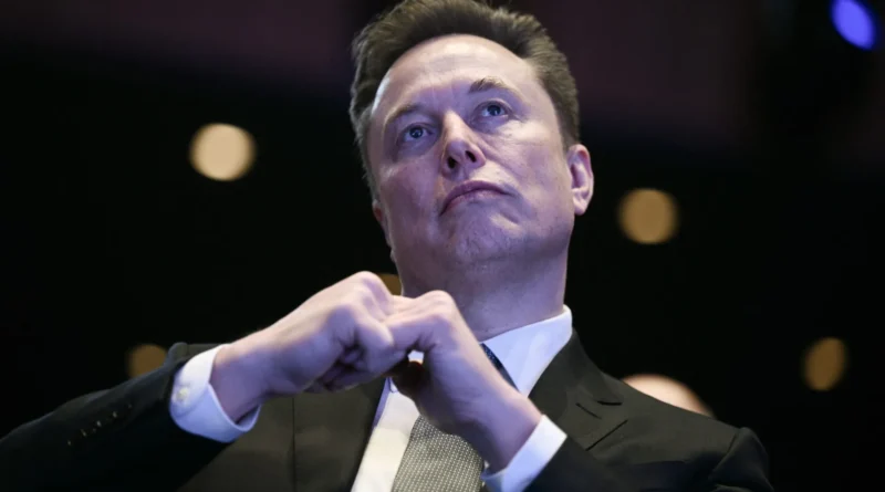 Elon Musk afirma que prisão de Moraes é iminente devido a ligação com o Banco Master