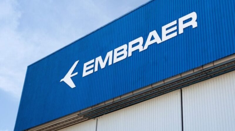 Embraer registra receita histórica de R$ 41,9 bilhões e prevê crescimento em 2026