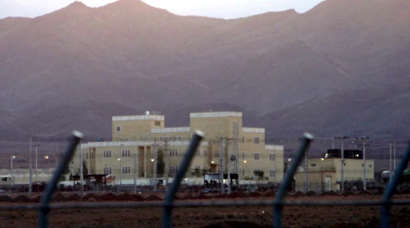 Estados Unidos atacam complexo nuclear do Irã, afirma governo