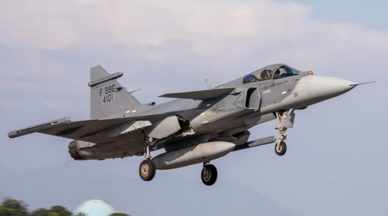 FAB recebe recursos emergenciais para sustentar programas militares