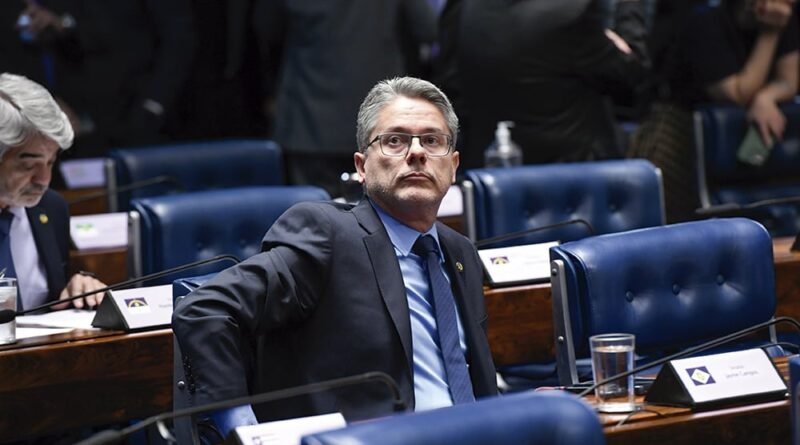 Família Moraes processa senador por declarações sobre o PCC