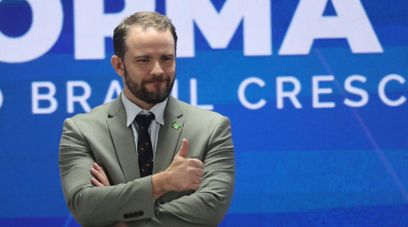 Governo analisa novas medidas para mitigar efeitos da guerra nos combustíveis, afirma ministro da Fazenda