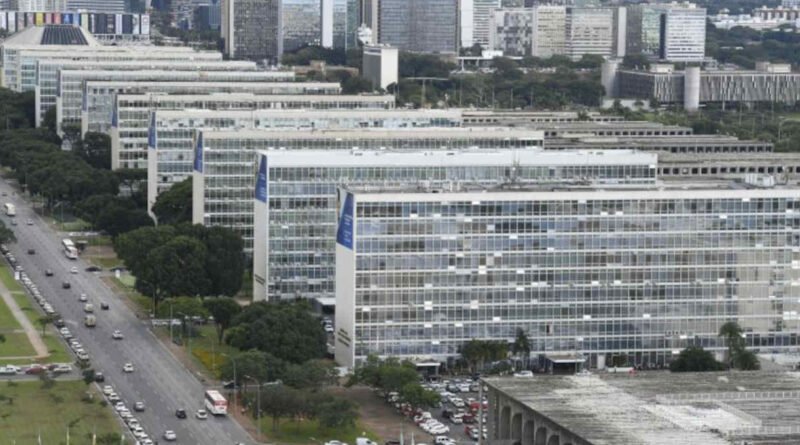 Governo federal realiza bloqueio de R$ 1,2 bilhão do Executivo e R$ 334 milhões em emendas