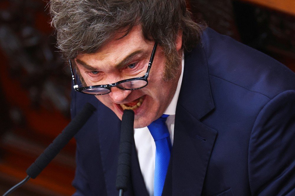 O presidente da Argentina, Javier Milei, discursa durante a sessão de abertura da 144ª legislatura do Congresso Nacional