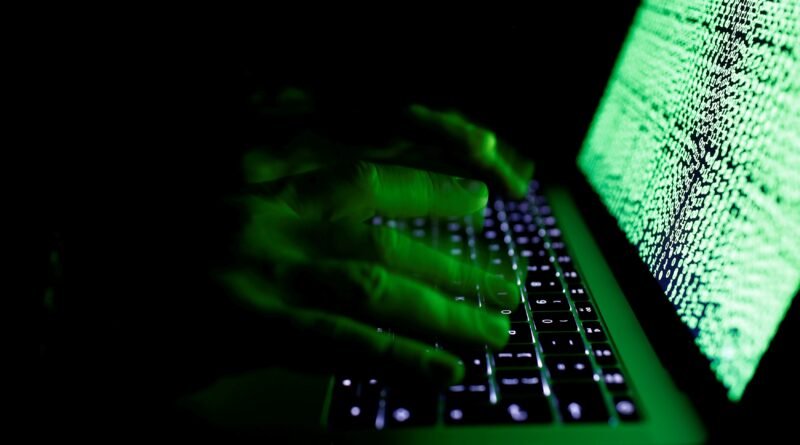 Grupo associado ao Irã reivindica ciberataque a empresa norte-americana em retaliação a ataque em escola