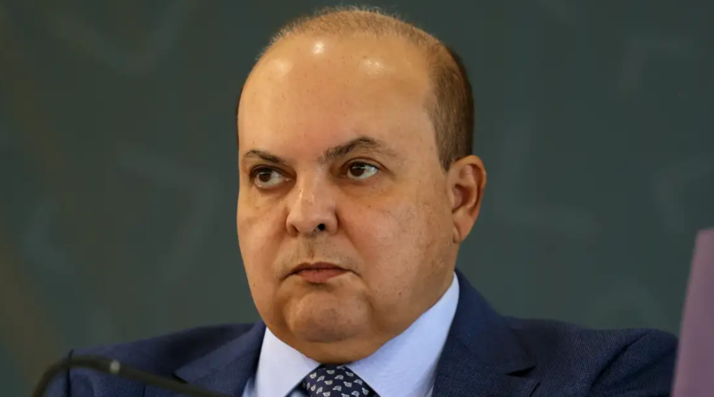 Ibaneis se desliga do governo do DF para concorrer ao Senado em meio à crise do BRB e do Banco Master