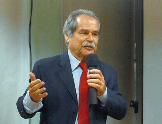 Inscrições abertas para oficinas literárias do escritor gaúcho Alcy Cheuiche