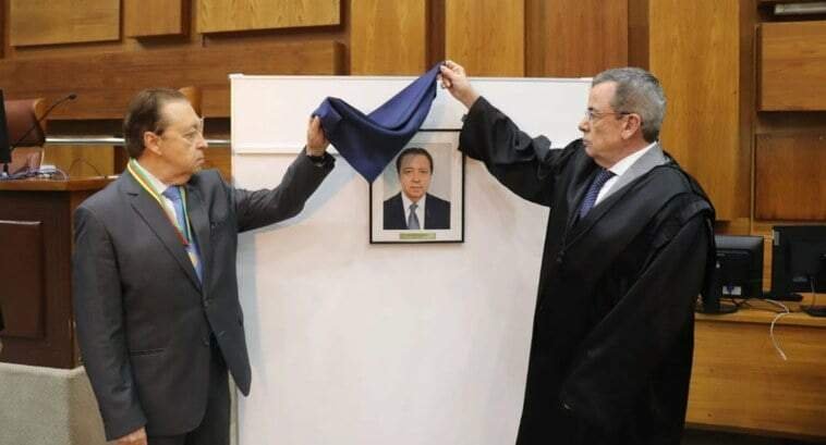 Justiça Eleitoral do Rio Grande do Sul homenageia desembargador Voltaire de Lima Moraes