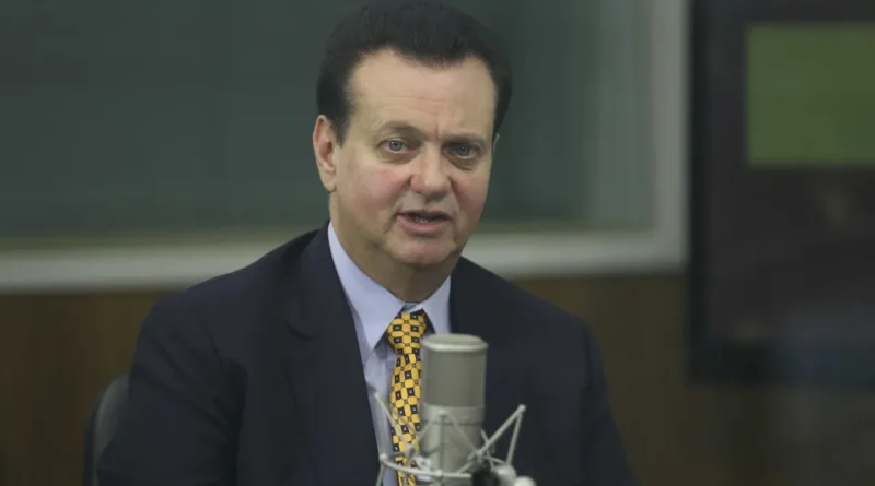 Kassab sinaliza a aliados que anunciará Ratinho Jr. como pré-candidato do PSD