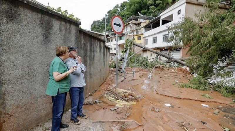 Lula divulga programa de habitação e assistência federal para vítimas em Minas Gerais