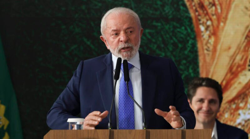 Lula entrega programa Minha Casa, Minha Vida Rural no Planalto ao vivo