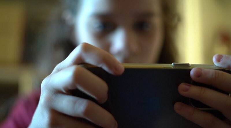 Lula regulamenta ECA Digital com a assinatura de decretos e destaca principais pontos