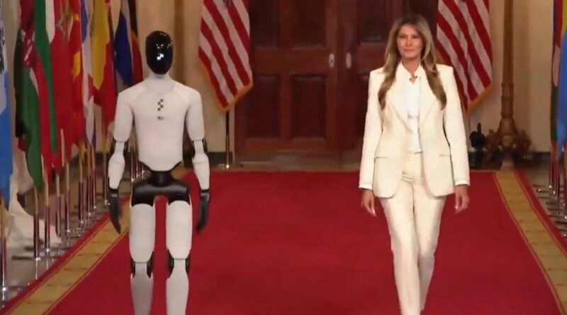 Melania Trump apresenta robô humanoide em desfile na Casa Branca
