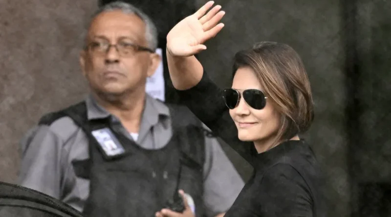 Moraes autoriza Michelle Bolsonaro como acompanhante e garante segurança 24 horas no hospital