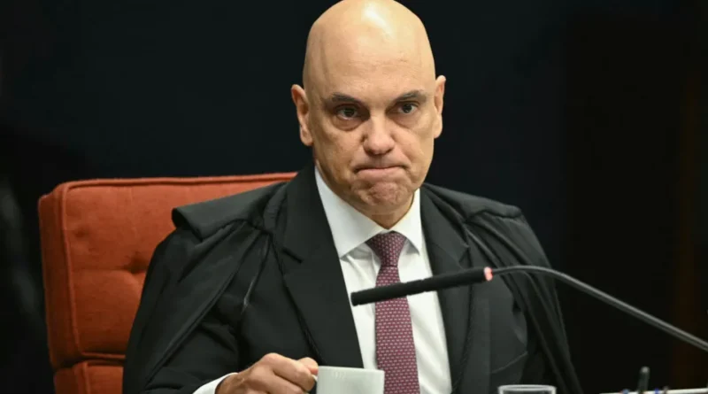 Moraes rejeita novo pedido de prisão domiciliar para Bolsonaro