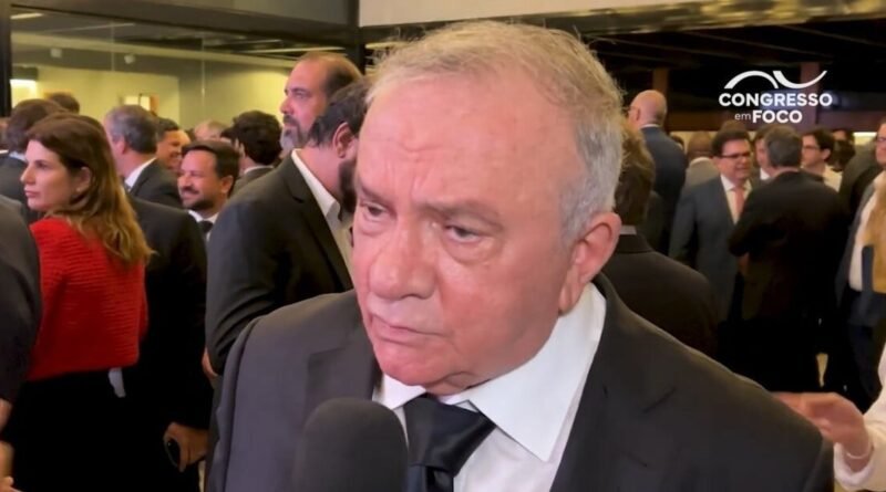 Obra de Asfor Rocha ressalta a dimensão humana nos processos judiciais