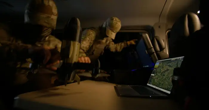 Piloto ucraniano inova com plano kamikaze que transforma estratégias de guerra em 2023