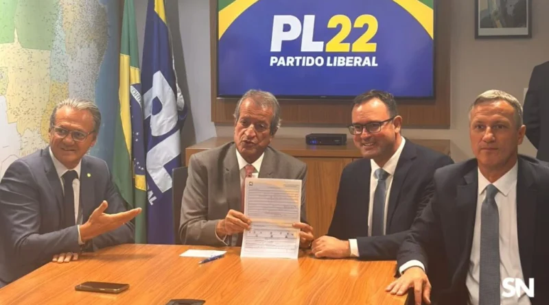 Prefeito de Bento Gonçalves, Diogo Siqueira, deixa PSDB e se filia ao PL para concorrer a deputado federal