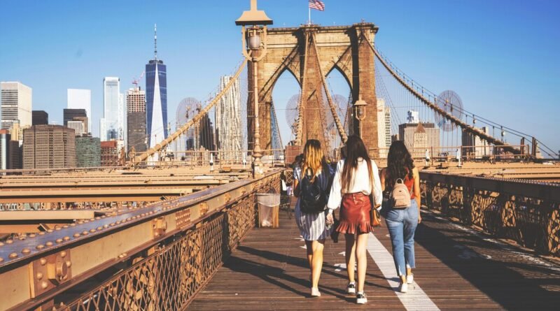 Queda de 11 milhões de visitantes ameaça promessas de crescimento no turismo dos EUA em 2026