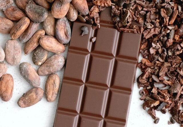 Queda no preço do cacau não reflete nos custos do chocolate para a Páscoa