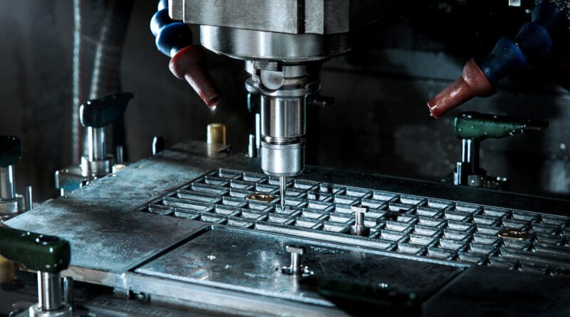 Razer apresenta inovações de 2026 com a Viper V4 Pro e Blade 16, otimizando desempenho com RTX 5090 e taxa de 8.000 Hz