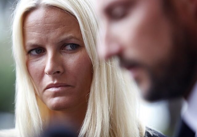 Revelações Bombásticas: Princesa da Noruega Acusa Jeffrey Epstein de Manipulação e Engano