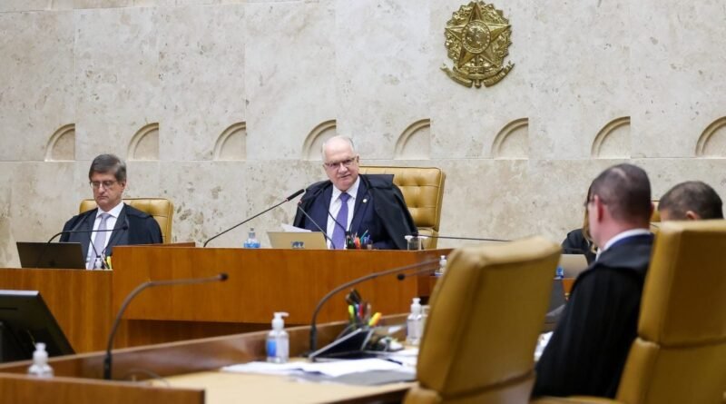 STF autoriza penduricalhos de até 70% acima do teto salarial