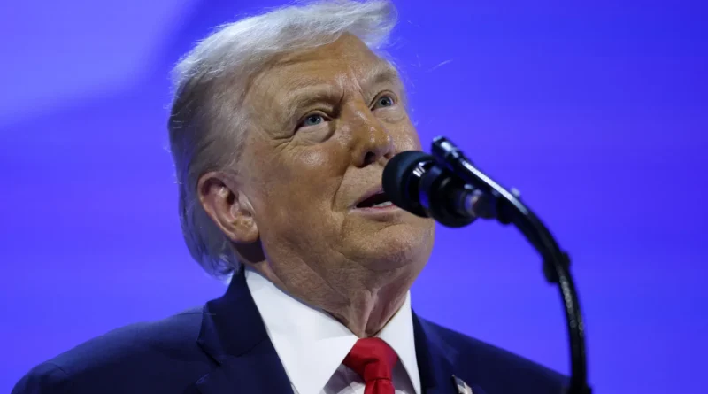 Trump critica Irã como 'perdedor do Oriente Médio' e anuncia novos ataques