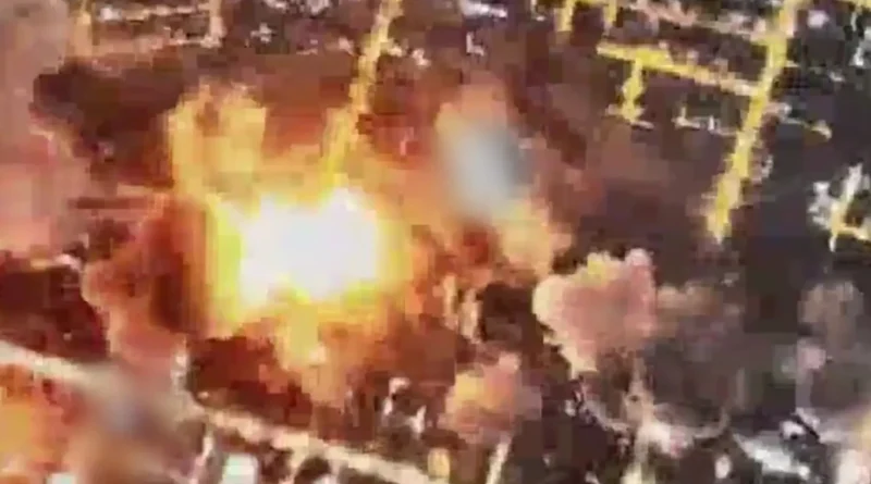 Vídeo mostra ataque de 50 caças de Israel a bunker de Ali Khamenei no Irã