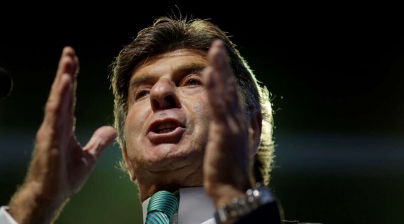 Zanin defende privatização da Sabesp no STF enquanto Fux suspende julgamento