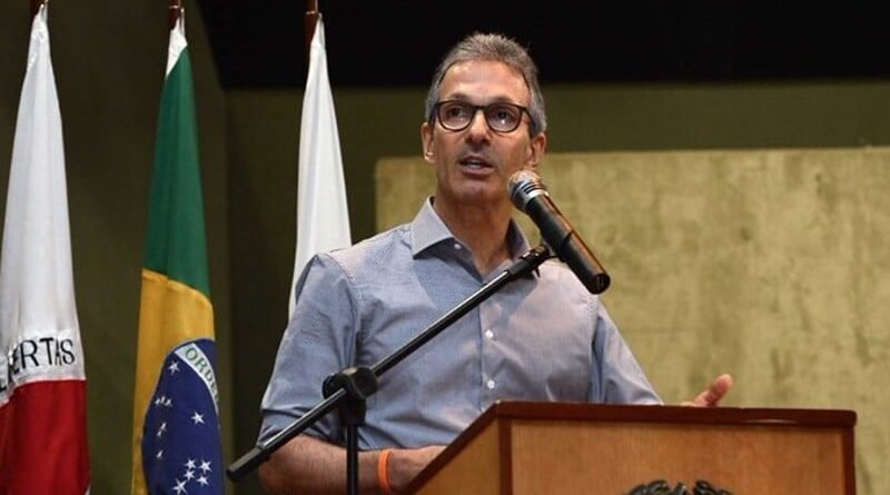 Zema deixa cargo no governo de Minas para concorrer à presidência