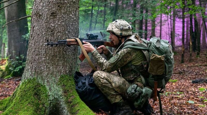 A primavera traz vantagem à Rússia com o surgimento da vegetação após o nevoeiro mortal do inverno ucraniano