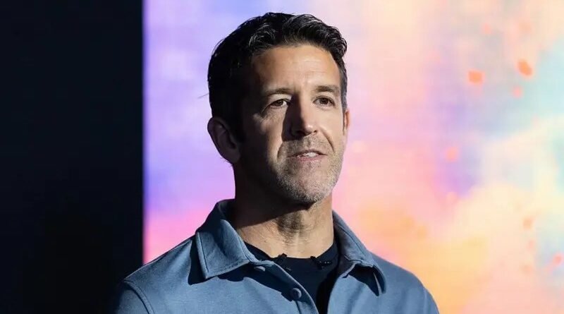 Apple inicia nova fase com mudança de liderança após 15 anos