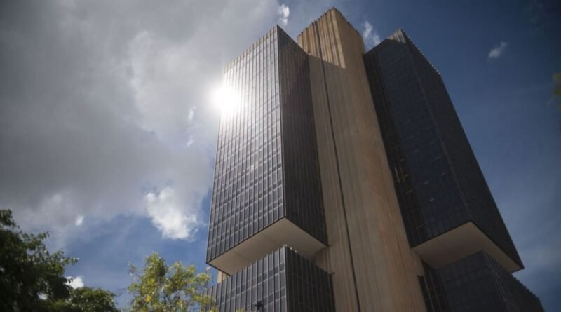 Banco Central e CVM estabelecem parceria para intensificar supervisão do mercado de crédito e mitigar riscos financeiros