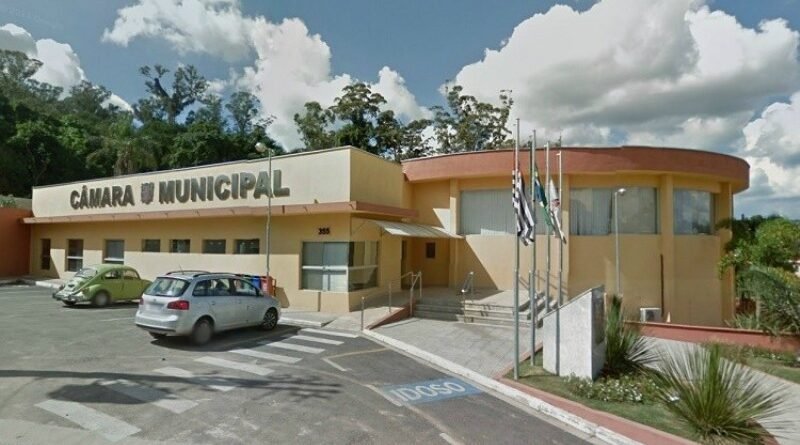 Câmara de São Roque institui CPI para apurar fraudes no Banco Master