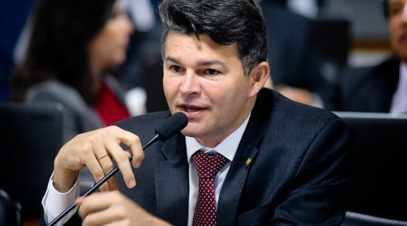 Câmara dos Deputados propõe anistia para multas de participantes dos eventos de 8 de janeiro