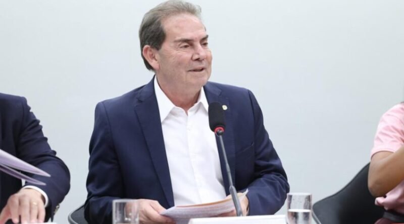 Centrais solicitam a Motta que Paulinho da Força assuma a relatoria do 6 x 1