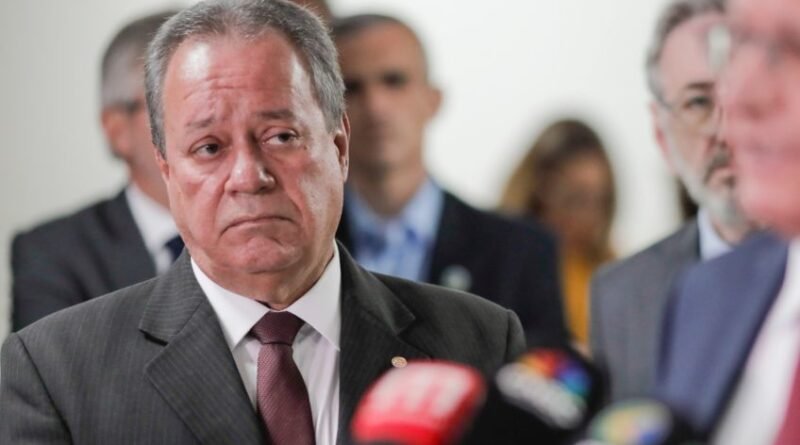 CNI envia carta a congressistas defendendo escala 6 X 1