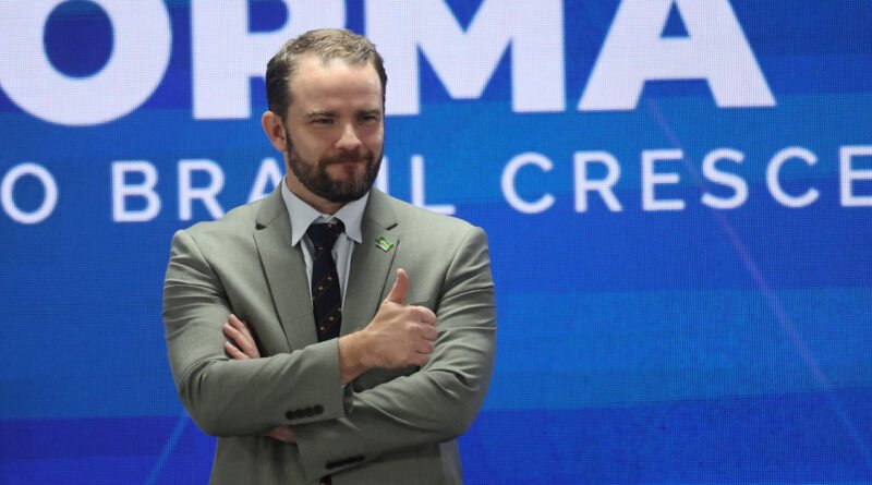 Durigan afirma que ainda não há data definida para pacote de endividamento