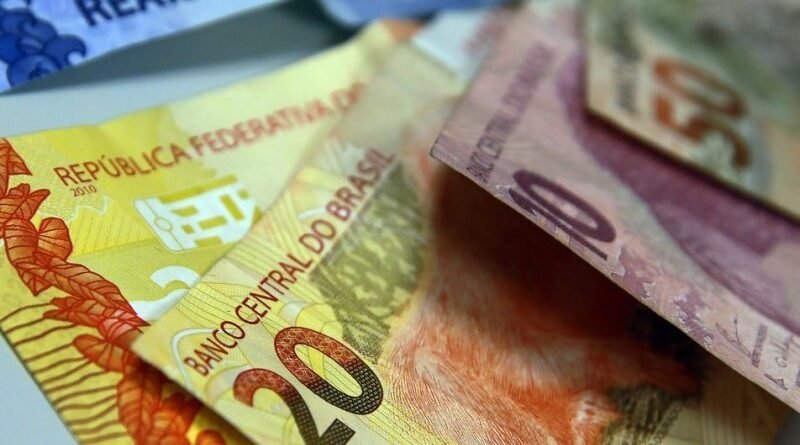 Governo apresenta proposta de salário mínimo de R$ 1.717 em 2027