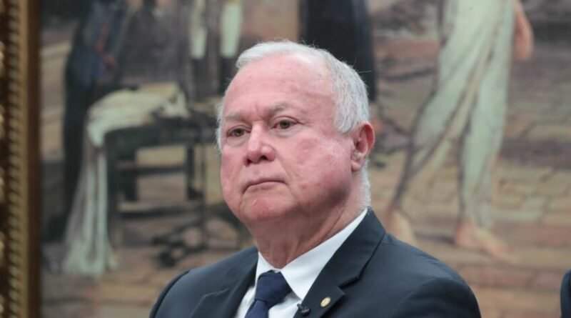 Governo busca novo relator para a PEC da escala 6 X 1 após insatisfação