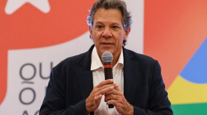 Haddad procura apoio de Kassab para enfrentar Tarcísio em São Paulo