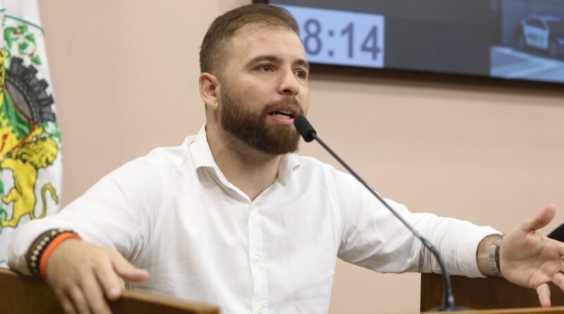 Hiago Morandi se filia ao partido Novo