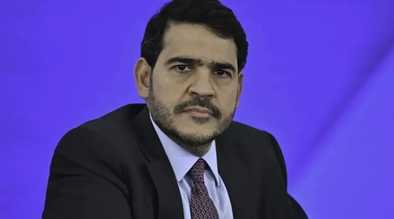 Indicação de Messias ao STF avança no Senado com leitura de relatório na CCJ